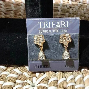 Trifari earrings gold tone vintage crystal earrings NWT